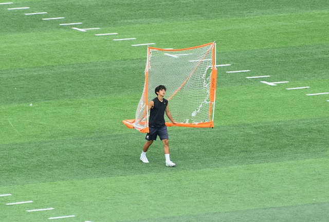 冠的表现略